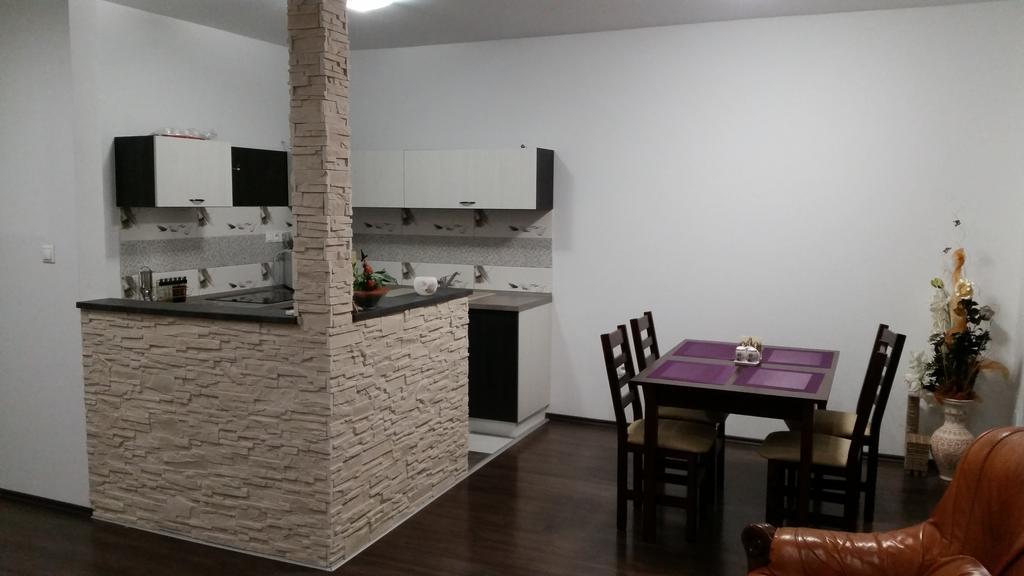 Apartment J&D Дунайська Стреда Екстер'єр фото
