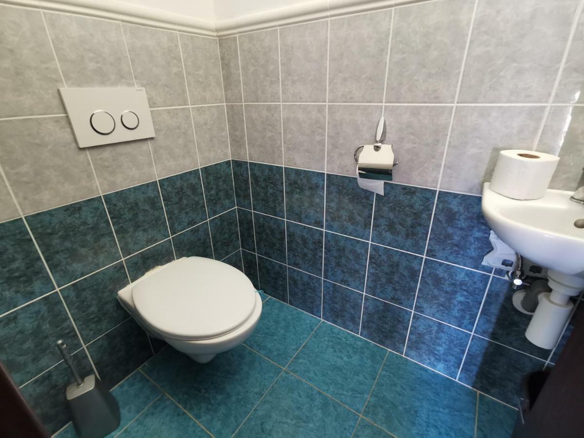 Apartment J&D Дунайська Стреда Екстер'єр фото